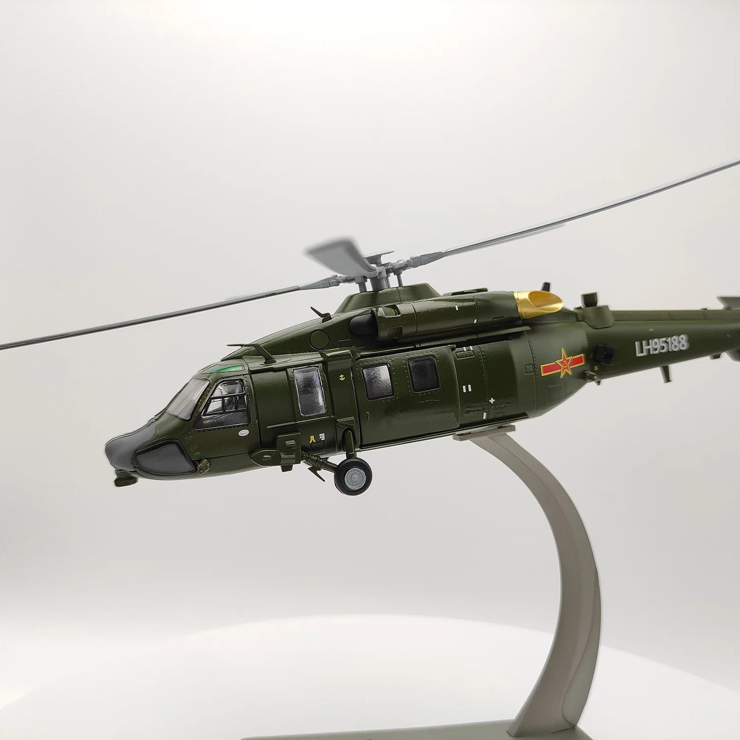 Diecast 1:72 Scale Z-20 LH9518 - огляд і ціна Rc Helicopter Hobby Grade